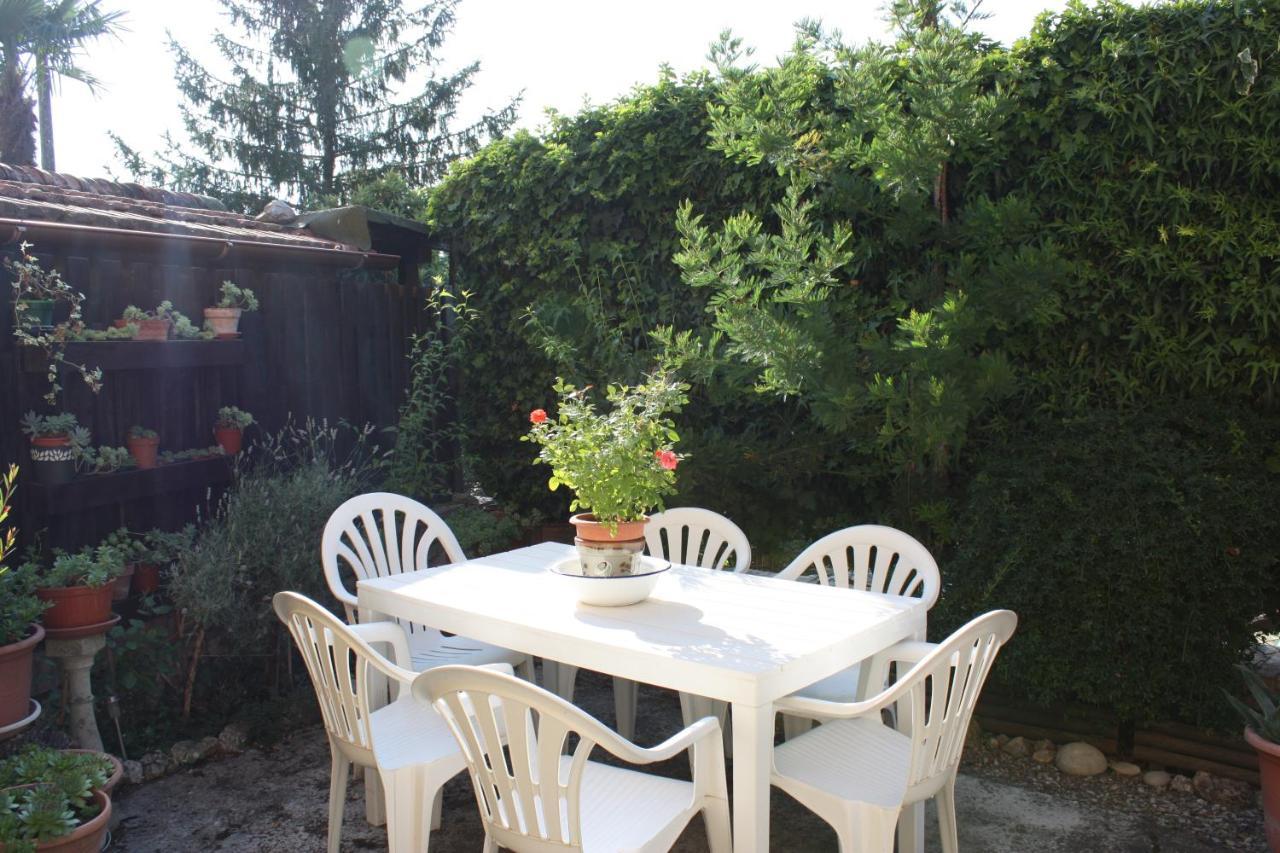 La Torre Di Caprera Apartment *